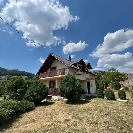 Vikendica U Srcu Bjelasnice *